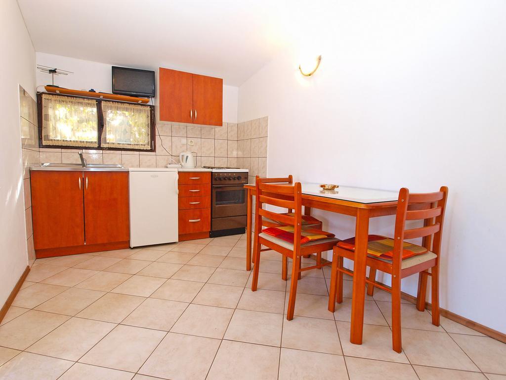באניולה Apartments Jan 325 מראה חיצוני תמונה